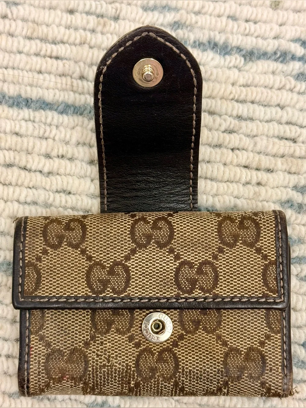 GUCCI Vintage Y2K Iconic Brown GG Monogram Canvas Leather Heart Key Case - Picture 12 of 16